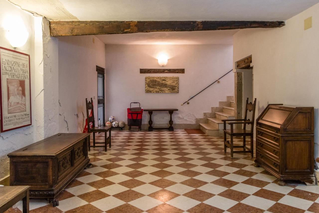 Doge'S Mirror & Stair @Frari Appartement Venetië Buitenkant foto